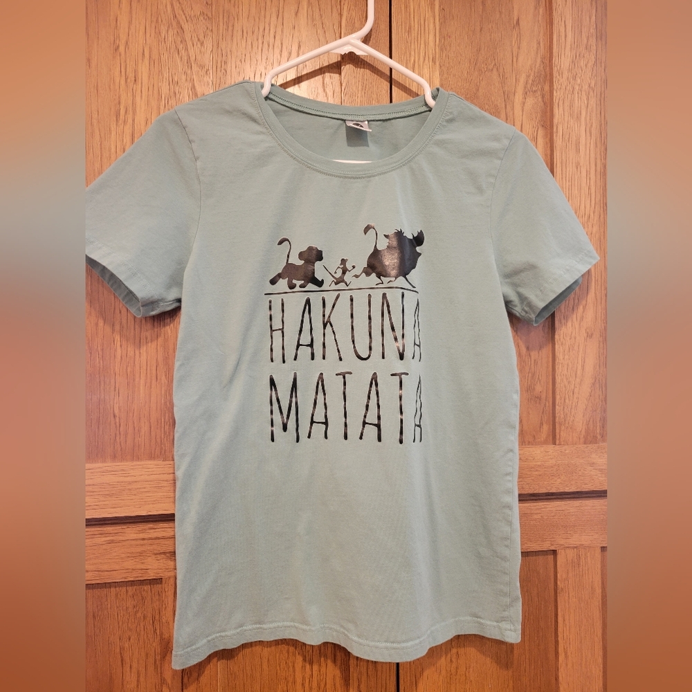 Disney Lion King t-shirt- Women's Small